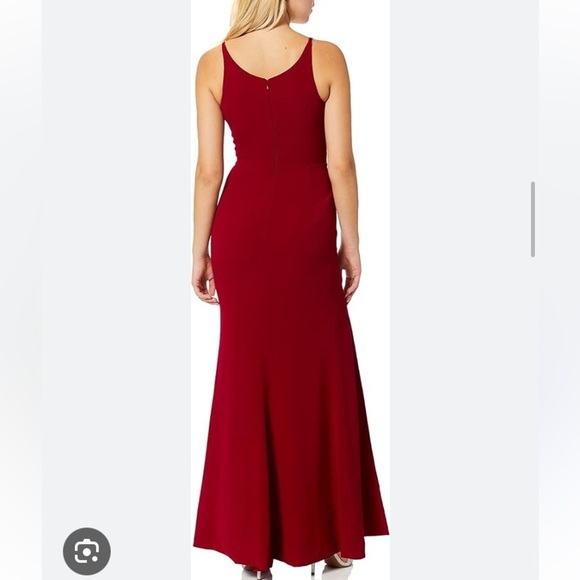 DRESS THE POPULATION IRIS SPAGHETTI STRAP MAXI DRESS GARNET CHRISTMAS NEW YEARS - Picture 2 of 7